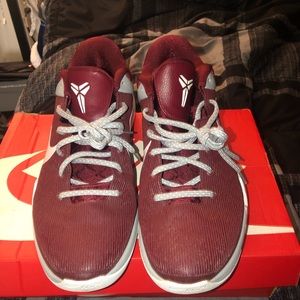 Kobe 7 Lower Merion “Ace